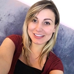 Alisia - Sexo casual en Esquel Perfil de Alisia, 24 años, Sexo casual en Esquel (Chubut)